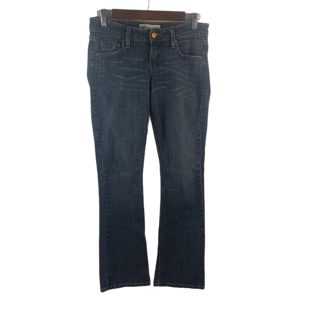 Levis Signature 5 30x31 Med Dark Low Slim Boot Jeans
